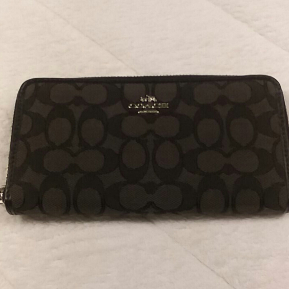 Coach zippered wallet